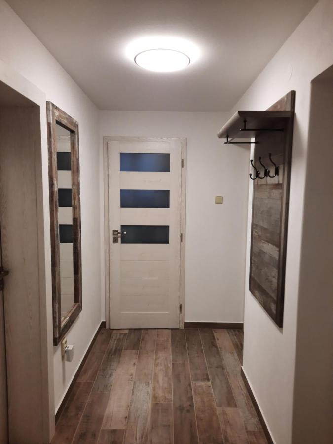 Apartment U Jirousu *