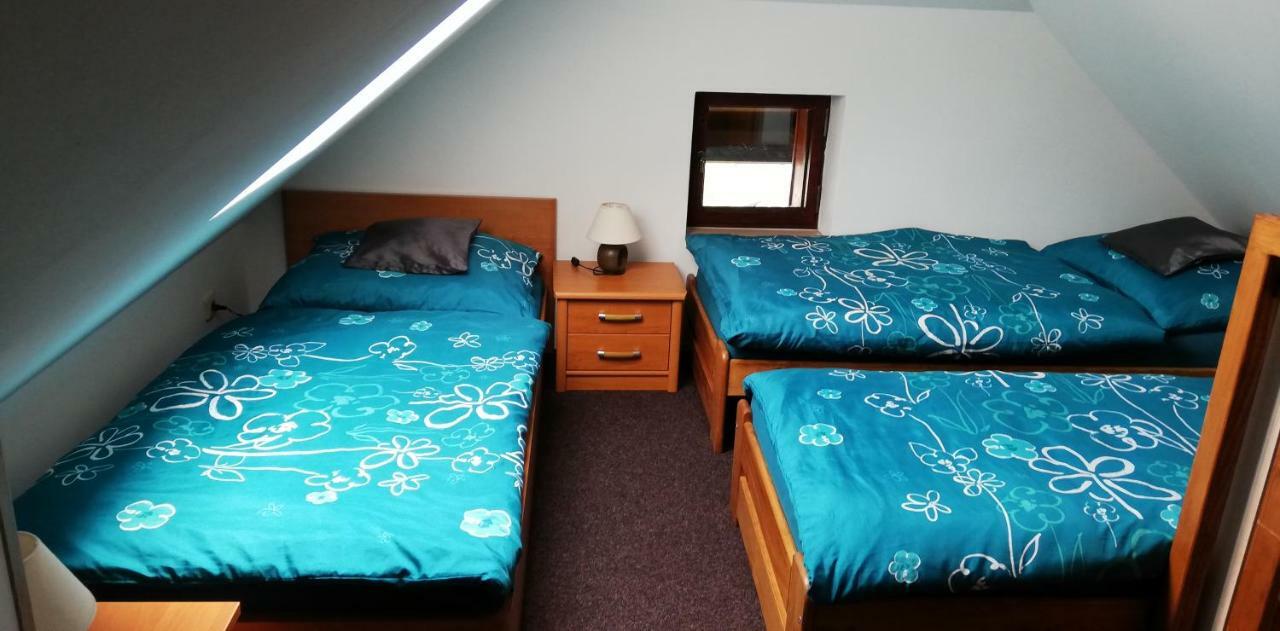 U Jirousu Apartment